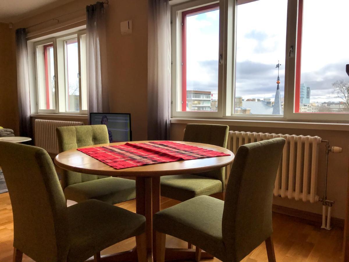 Large, Comfortable, Quiet - Luxury Apartment Minutes From Old Town Tallinn Bagian luar foto