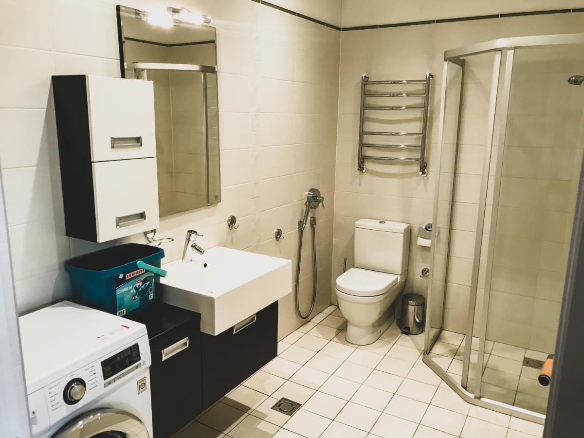 Large, Comfortable, Quiet - Luxury Apartment Minutes From Old Town Tallinn Bagian luar foto